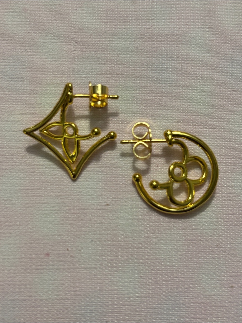 Louis Vuitton Gold Floral Motif Asymmetric Stud Earrings